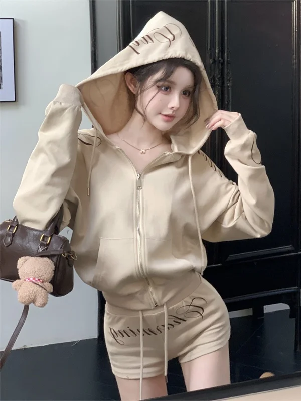 

Faionable Korean Sle Sweatirt Jaet And ort Pants Set Casual Ele Women's Autumn Winter New Arrival Two Piece Set