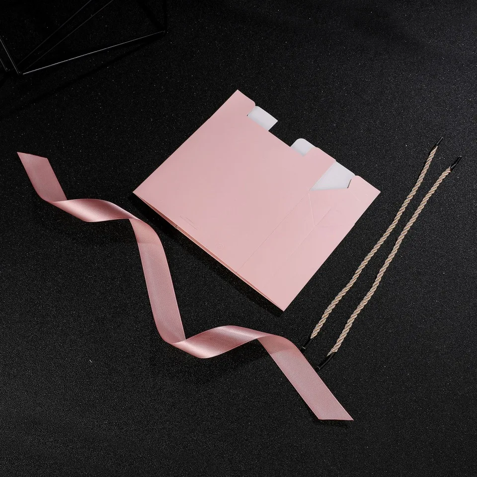 20/50 wiederverwendbare Geschenktüten mit Griffen, Papiertüten mit Schleifen, Einkaufstaschen, Geburtstagsfeiern, Hochzeiten, Abschlussfeiern, dekorative Box – Detail 1
