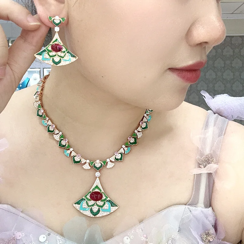 

2024 New 4-piece Bride Zirconia Full Set Women's Party Jewelry Set Luxury Dubai Nigeria CZ Crystal Wedding Jewelry Set