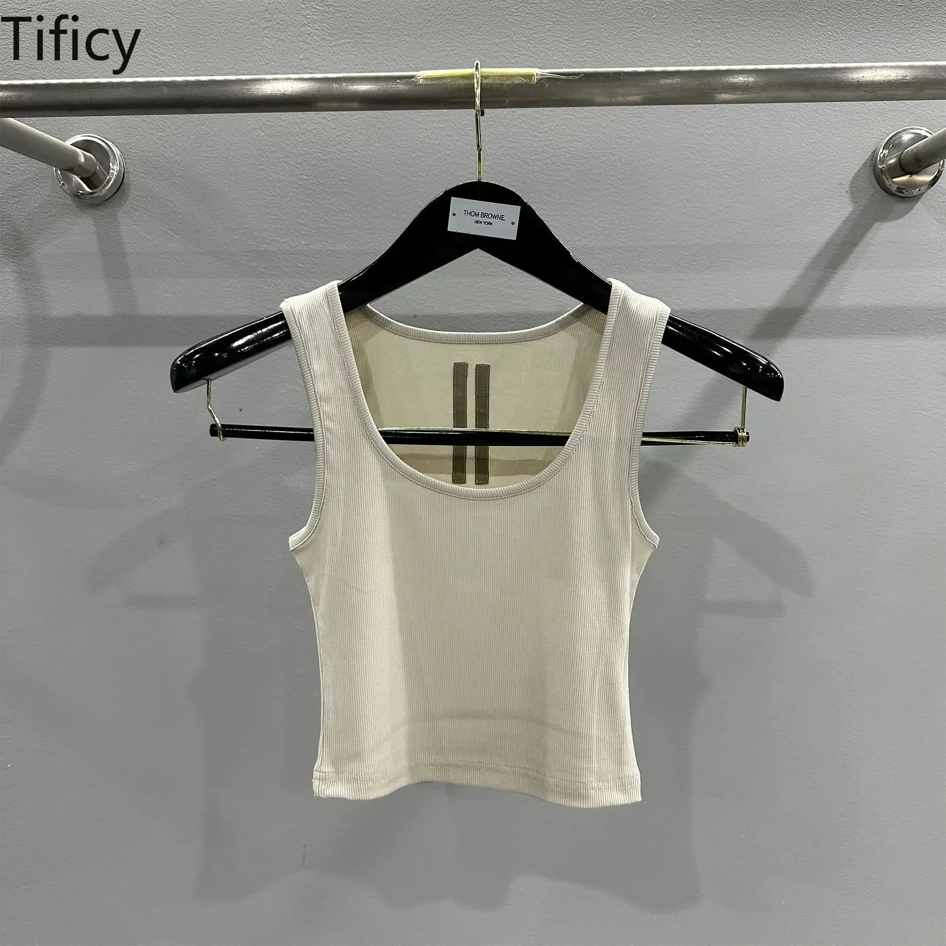 

Women's | 2024 Spring/Summer Dark Wind RO Simple and Sexy Small Tank Top with Ribbed Tee