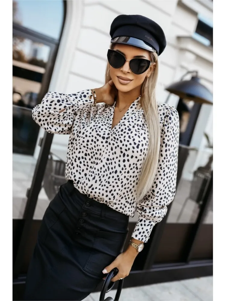 2024 Autumn New Women's Fashion Printed Long Sleeved Sexy V-neck Casual Comfortable Pullover Shirt Women's Top