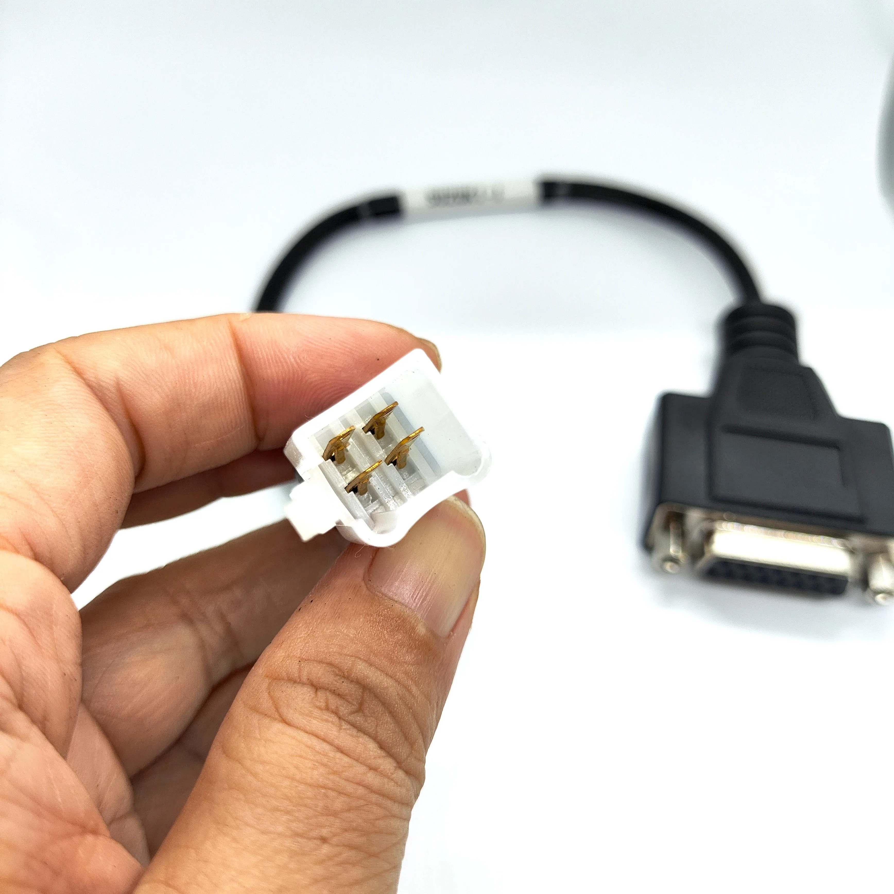 Рисунок 5 - Кабель OBD2 с 4 контактами на DB15