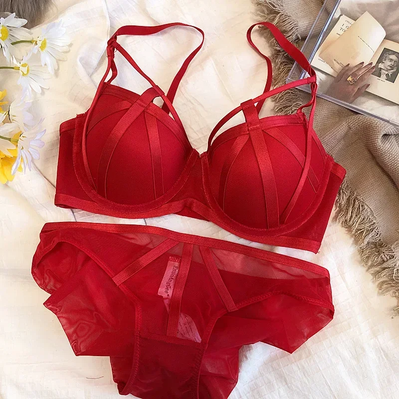 Conjunto de sujetador y bragas calados rojos a la moda, lencería Sexy de Color puro con escote en V profundo, sostén push-up de encaje, ropa interior de mujer de talla grande C D