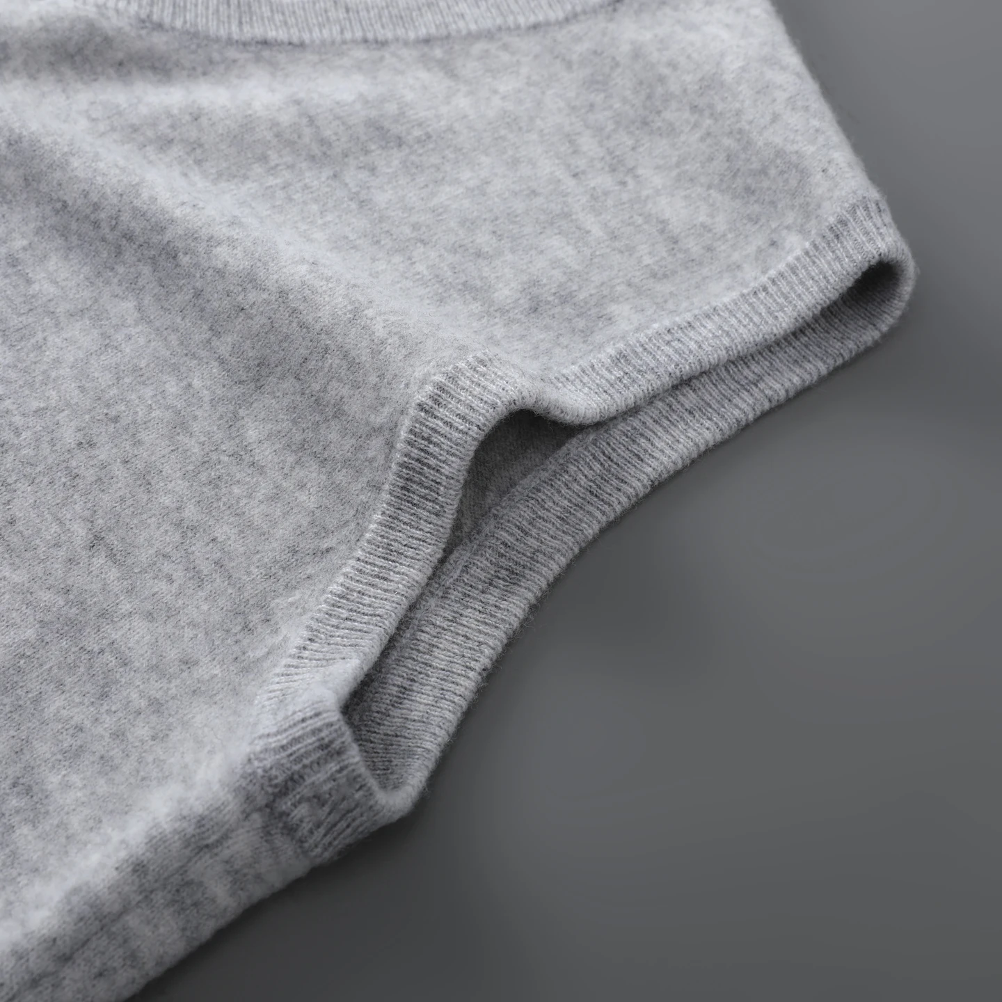 Suéter Masculino Sem Mangas Dj - Men'S Fashion V Neck Sweater avaliação e preço
