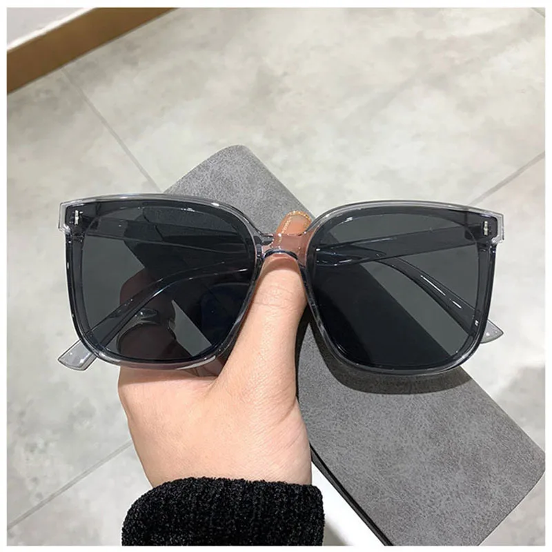 New Women Luxury Designer Vintage Square Sun Glasses Classic Eyewear for Lady UV400 Big Frame sunglasses glasses women