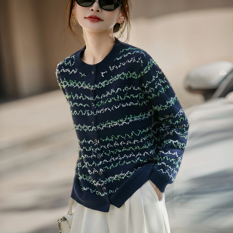 

Женский осенне-зимний вязаный кардиган с круглым вырезом, утягивающая свободная куртка из пряжи-бабочки, жаккардовый свитер, удобная верхняя одежда