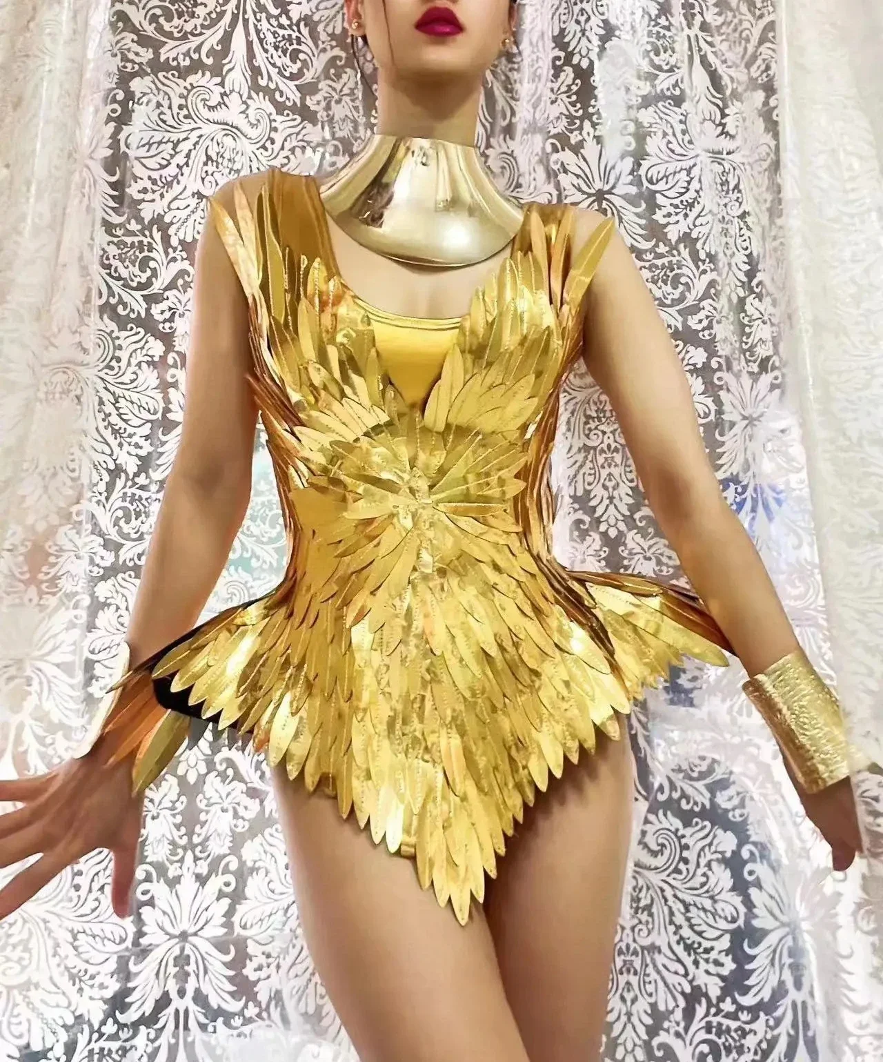 

Gogo Costumes Gold Leaf Exaggerated Patent-Leather Set Waist Bodysuit Pole Dance Nightclub Dj Ds Festival Outfits