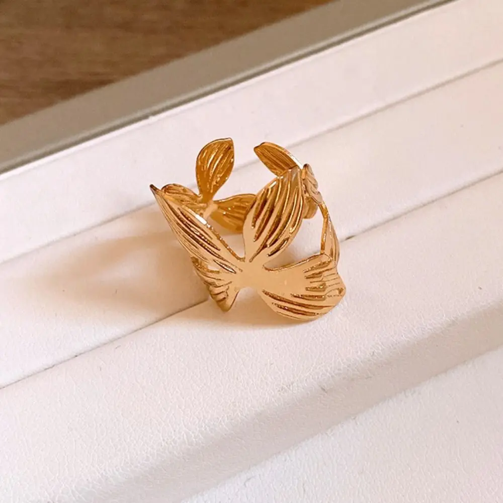 Exquisite Flower Cuff Bangle Gold/silver Wide Cuff Hollow Bangle Casting Technique Flora Design Open Bracelet Girls