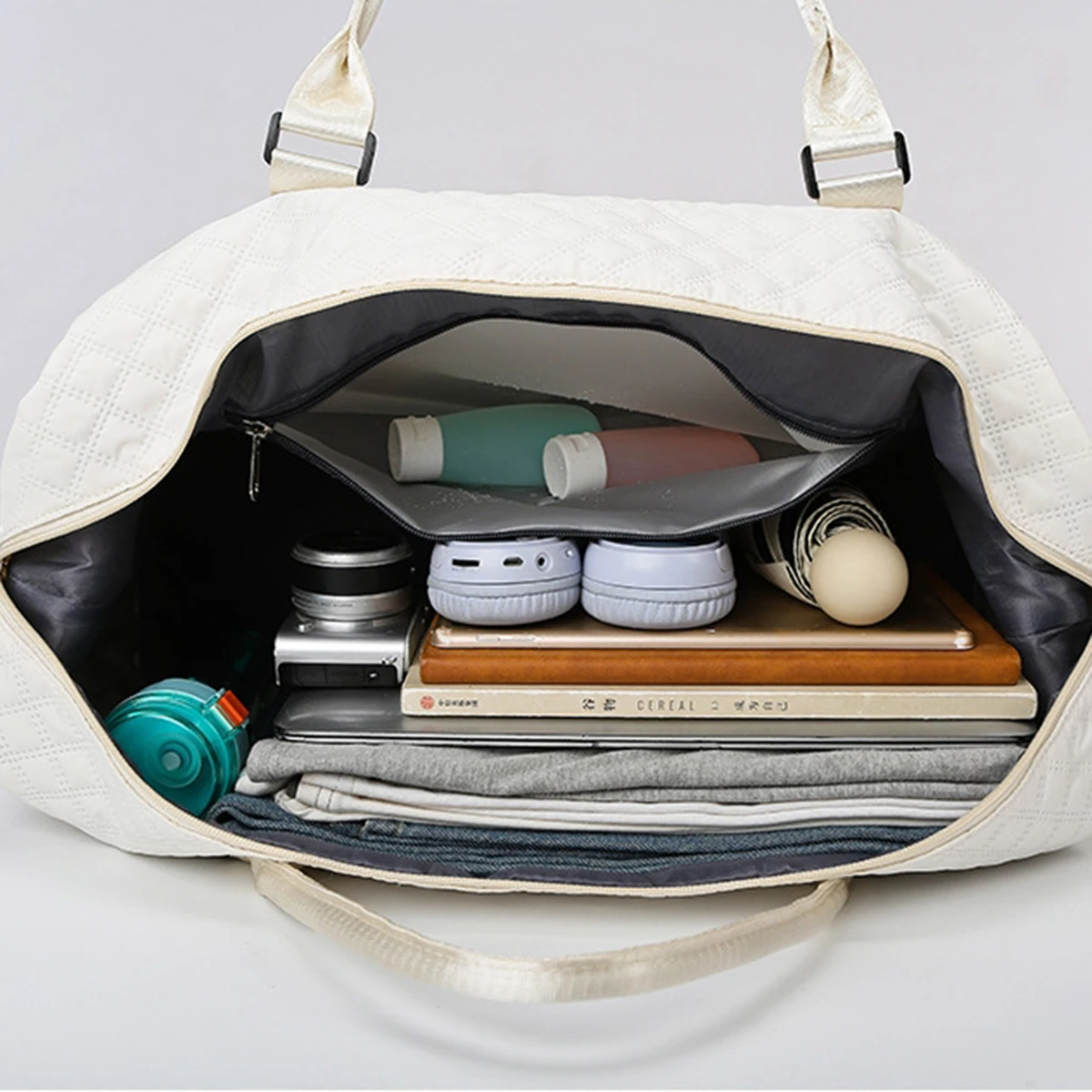 Beige white travel bun mother bag large capacity bag storage bag Crossbody portable mother bag yoga fitness bag 2 bags