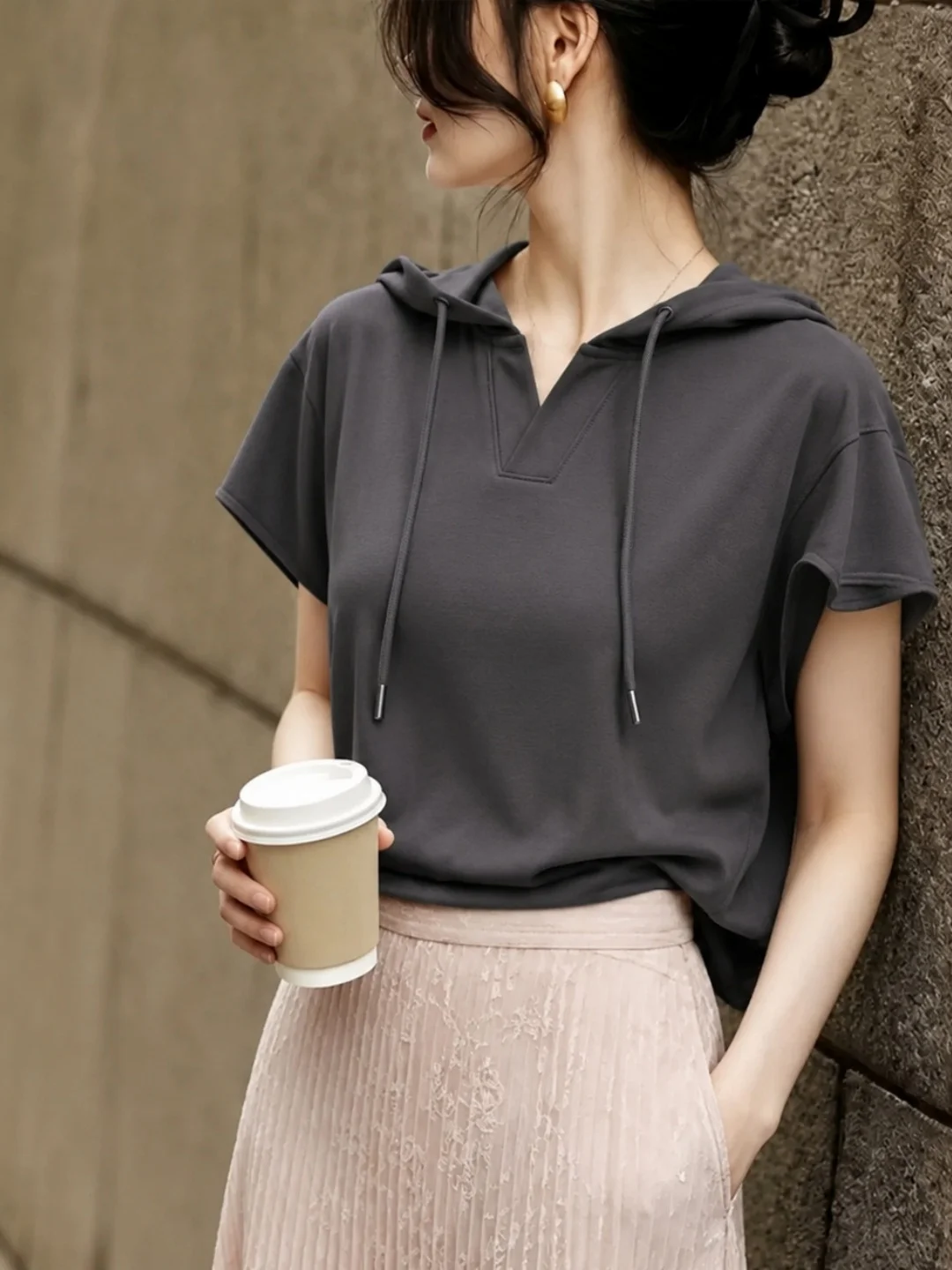 

Chic Lazy Style Casual Versatile Short Sleeve T-Shirt Summer Design Hat Sun Protection Top Women's Fashion Commuting Clothes