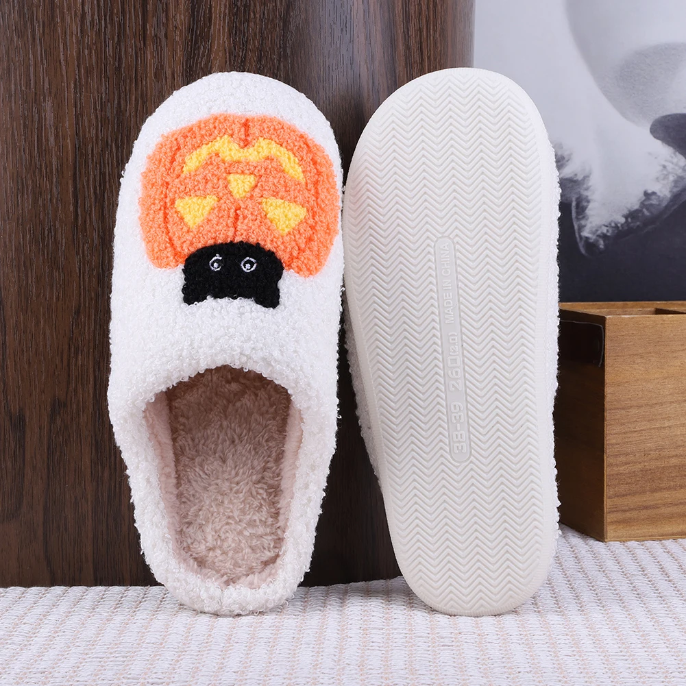 Halloween Plush Slippers Anti Slip Comfortable Furry Slippers Pumpkin Cat Pattern Fluffy Home Slippers for Winter Autumn