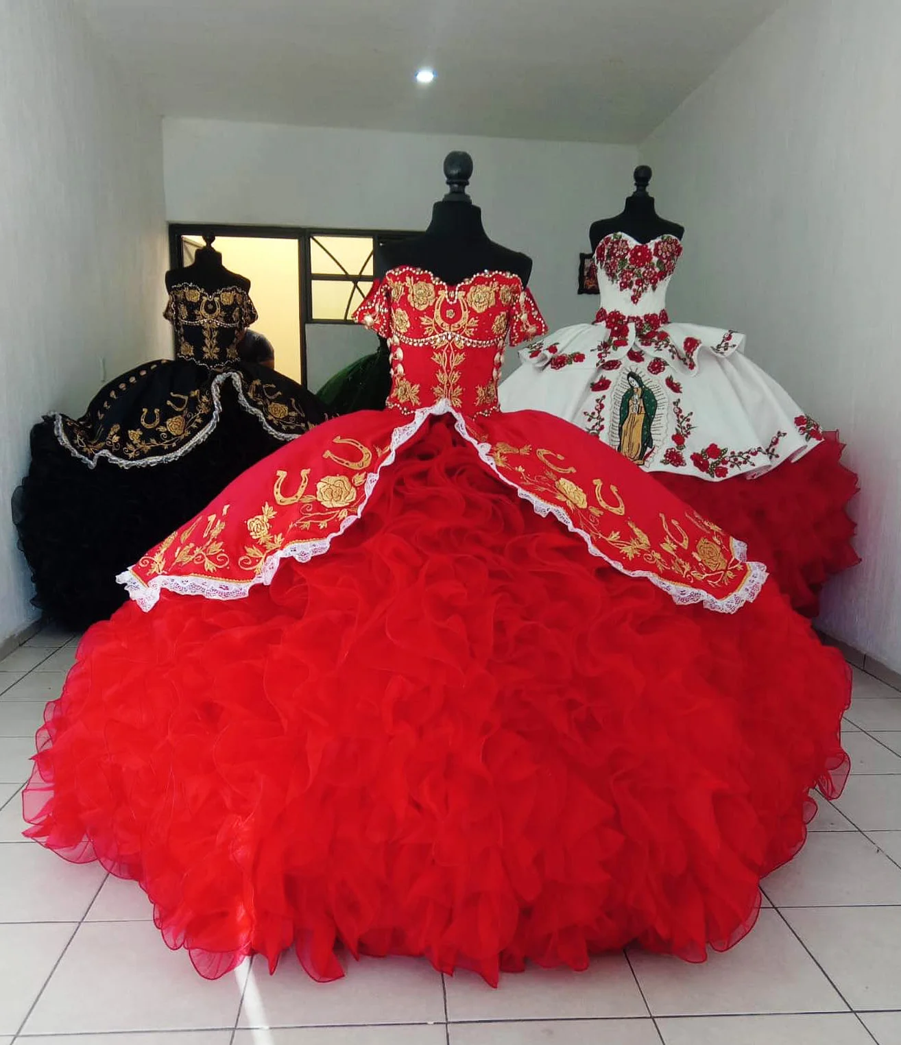 Red Charro Style Ruffles Gold Embroidery Quinceanera Dress Off the Shoulder Sweet 16 Dresses with Metal Buttons and Long Train