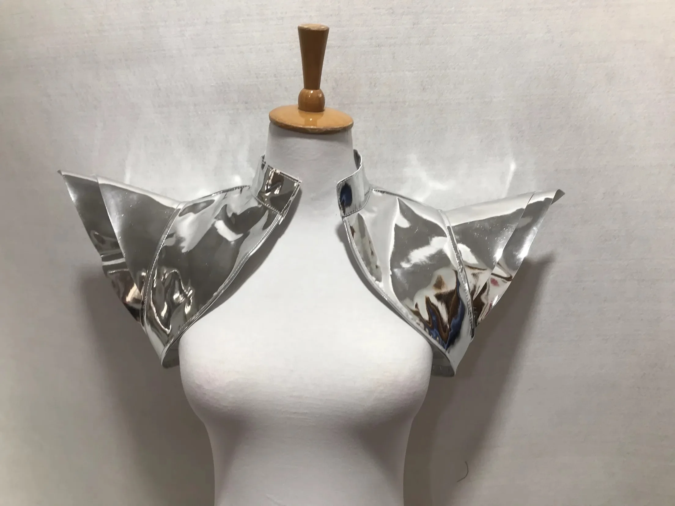 

5-цветный унисекс наплечник с летающими рукавами, зеркальный глянцевый жилет из лакированной кожи, аксессуары для ночного клуба, бара, певицы, сценического выступления