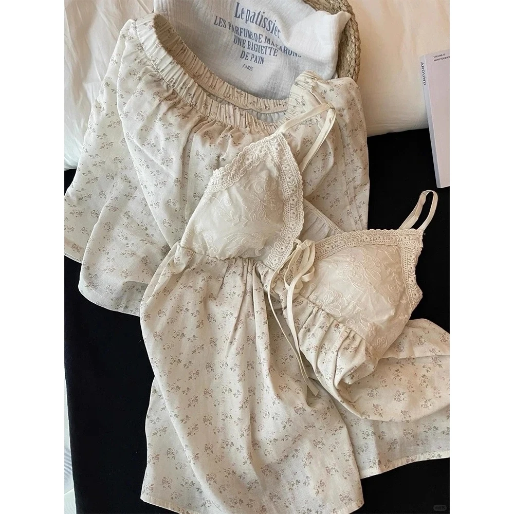 

Sweet Floral Cotton Nightgown with Lace Embroidery Two-Piece Set Short Sleeve Mid-Length Casual Sleepwear for Young Women