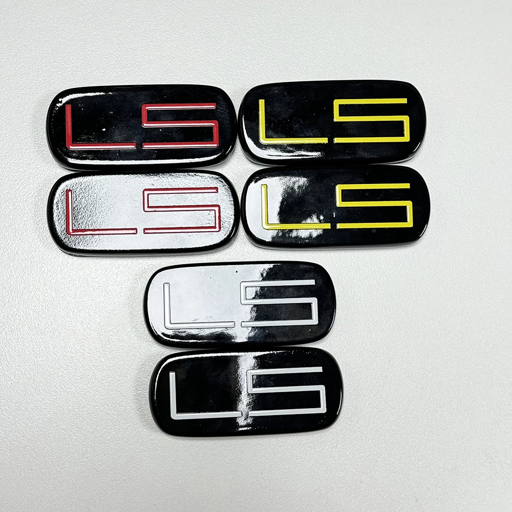 

2PCS 99-07 1500 2500 3500 2000-2002 Tahoe Side Body LS Emblems 3D Badge With Double-sided Tape