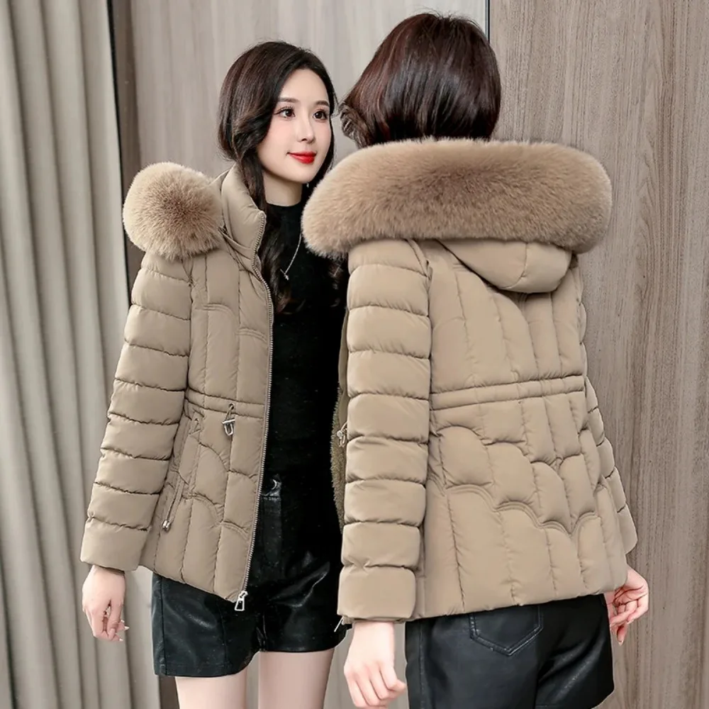 Winter 2024 New Jacket Women Parkas Fashion High-Quality Warm Cotton Padded Coat Ladies Short Overcoat Hooded Overwear Tops