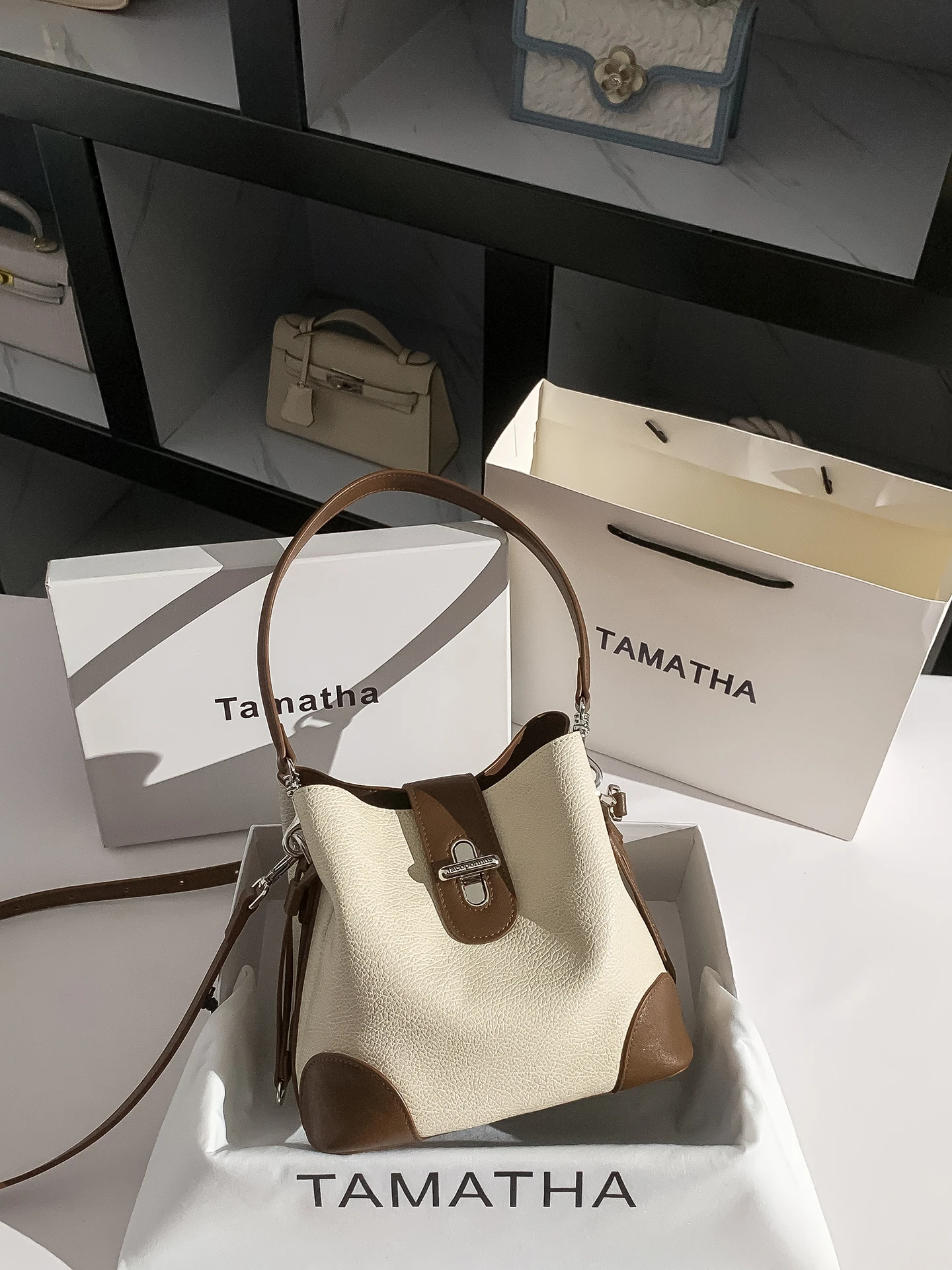 sac-seau-patchwork-retro-tamatha-elegant-et-polyvalent-sac-a-bandouliere-sac-a-main-style-decontracte-polyester