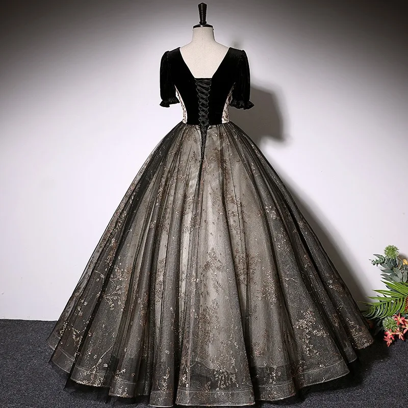 Abendkleid weibliches Bankett schwarze Prinzessin Pommel Rock Kunsttest Gesangskunst Testkleid kann normalerweise getragen werden