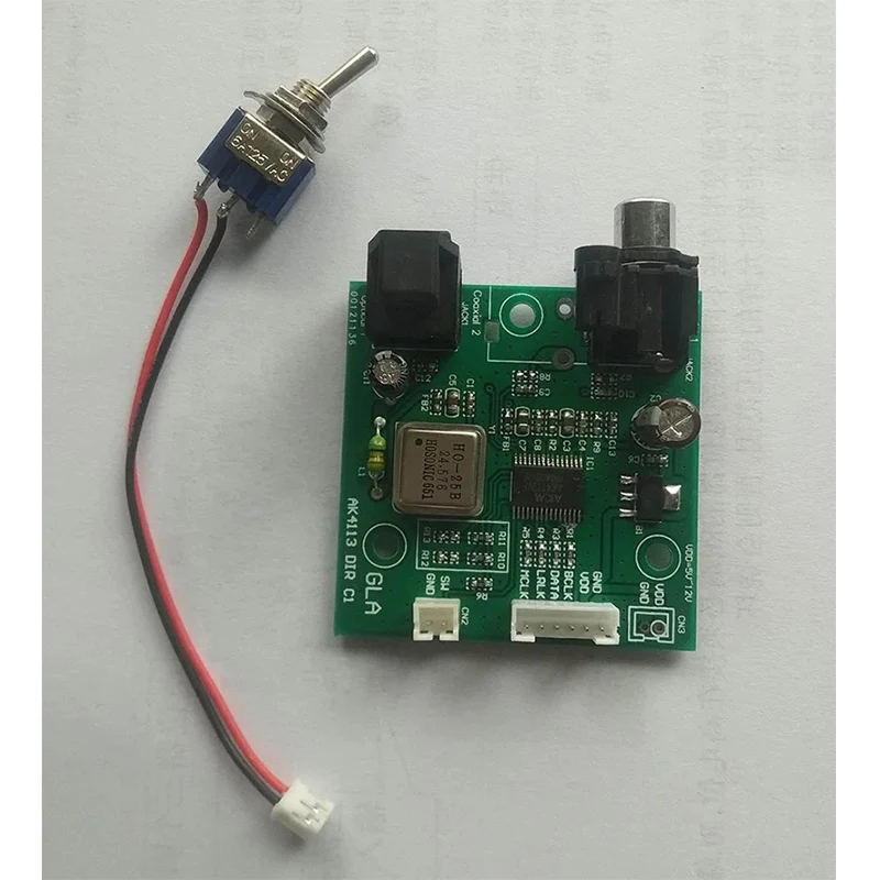 spdif同軸ファイバーak4113レシーバーボード、i2s出力、左右揃い出力に適しています。