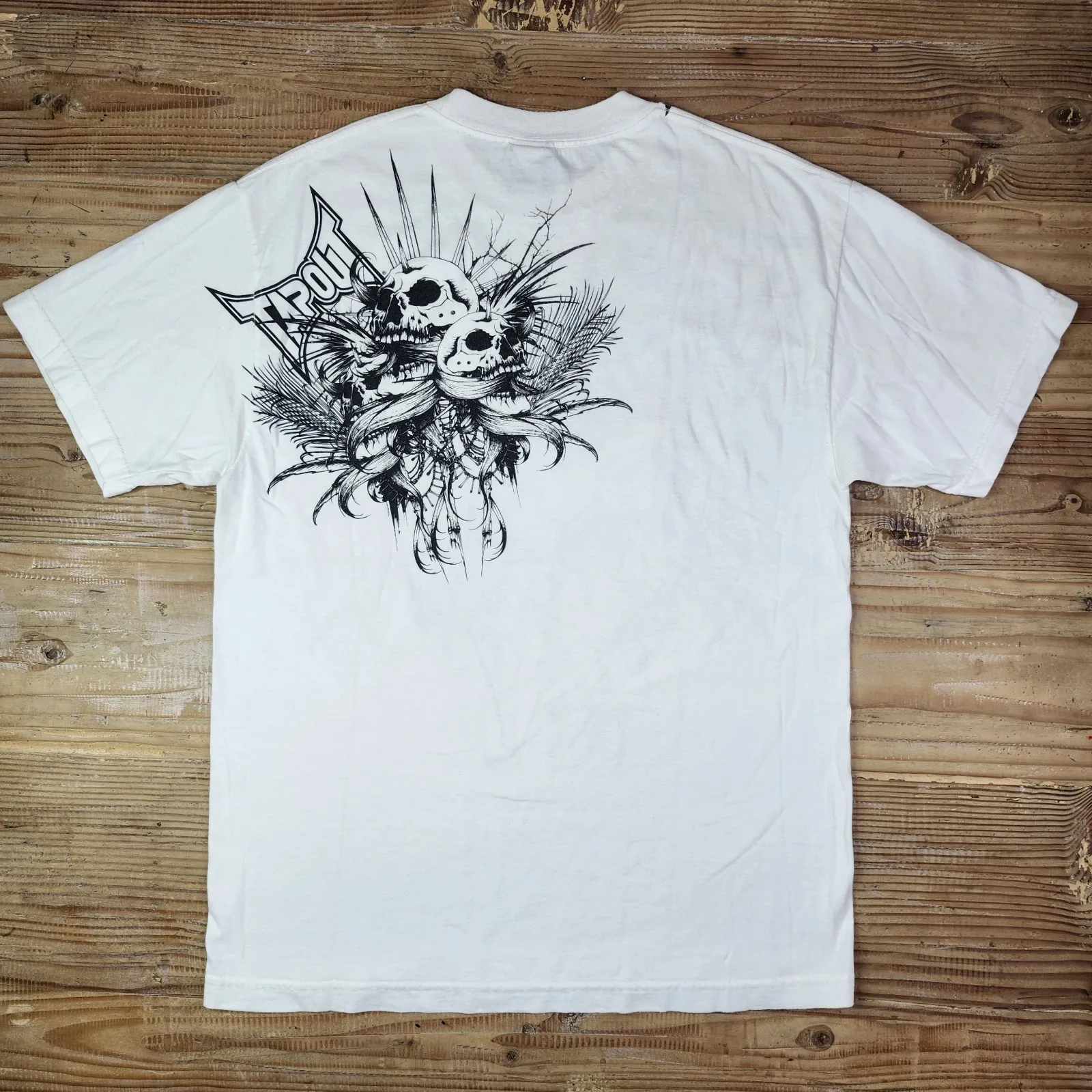 VINTAGE Tapout Skull Graphic Print T-shirt Men Women Short Sleeve Tops USA Y2K 90s Tee Fashion Gothic Streetwear Summer Tee Tops