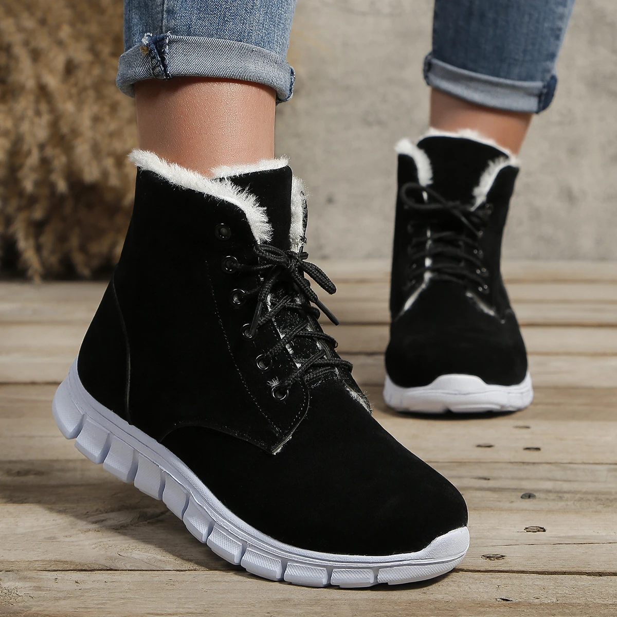 

Women Ankle Boots New Round Toe Flat Bottom Strap Plush Fashionable Short Boots Winter Warm and Comfortable Casual Women Shoes