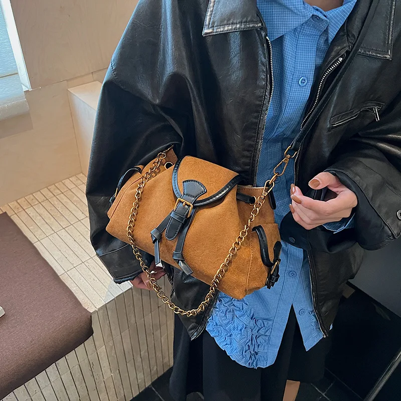 

2025 Autumn Bucket Bag Aesthetic Top Handle Purse for Women Spacious Shoulder Tote Chic Crossbody Bag, Fashion Day-to-Night Bag​