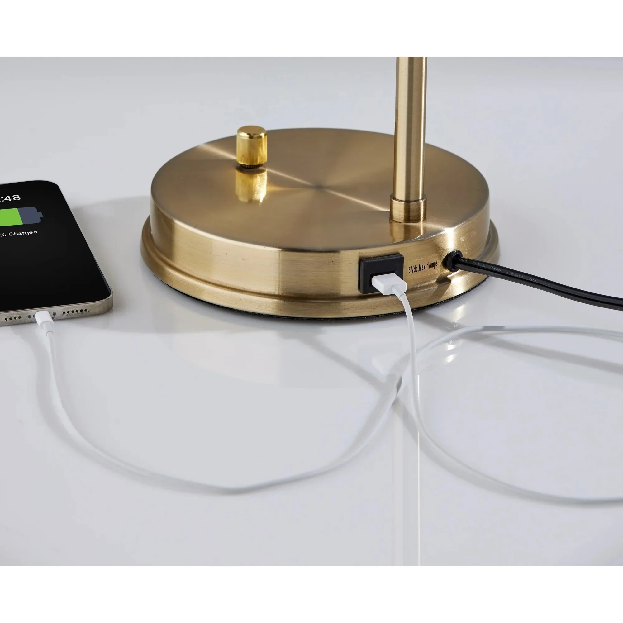 Lámpara de escritorio con acabado dorado de metal de 20,5 pulgadas con USB, pantalla de cristal, diseño moderno, nueva condición, uso para adultos, no requiere montaje.