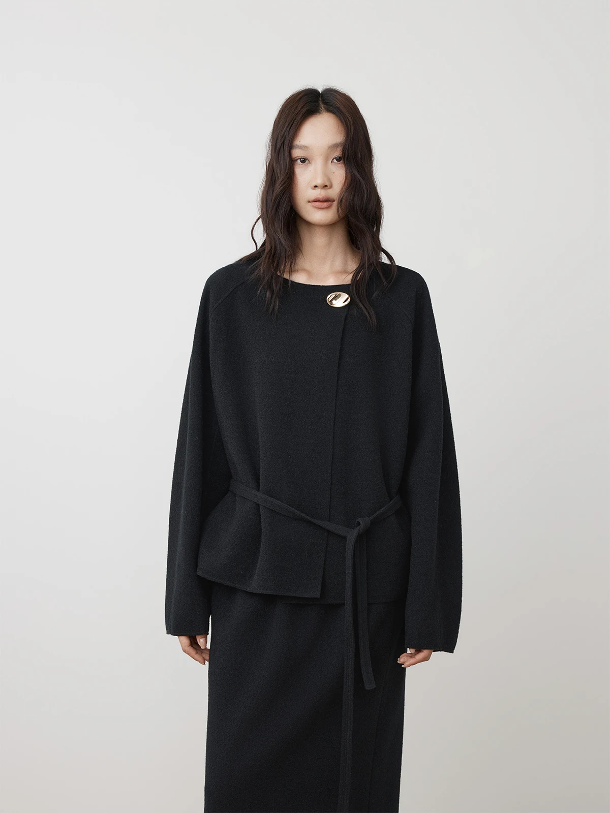

Rumah Gold Buckle Short Lightweight Luxury Wool Coat Early Spring Women's Belted Waist Top Minimalist Style Loose Fit Online ...
