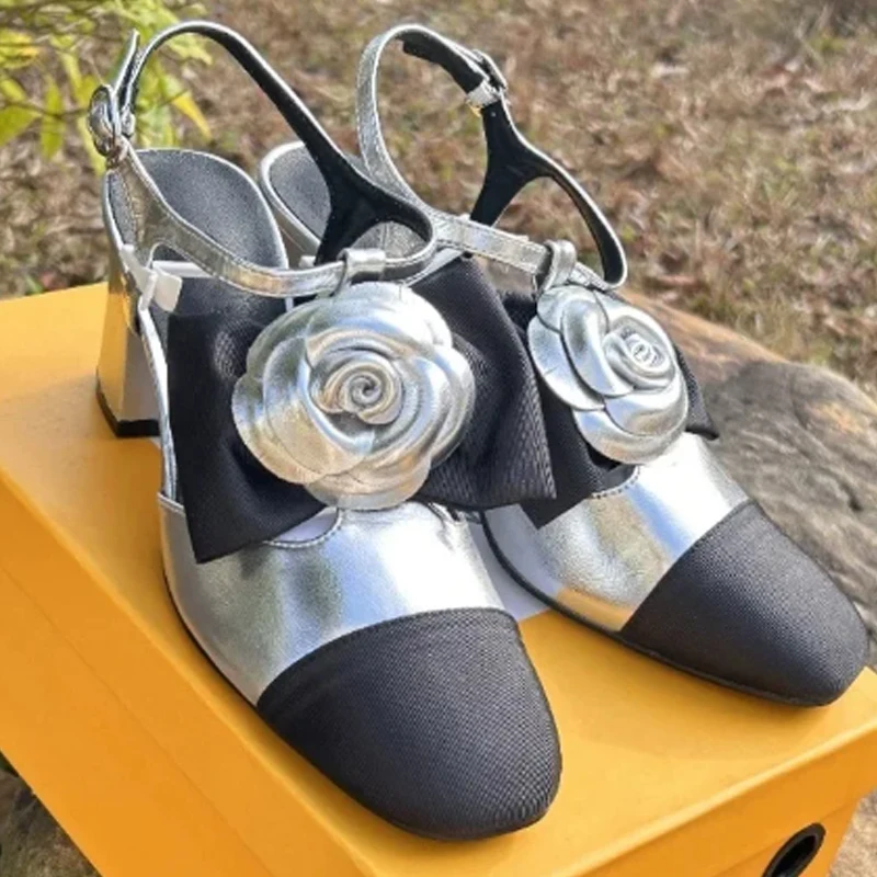 

Женские босоножки на толстом каблуке с серебряными цветами и круглым носком, лето 2026, абрикосовые разноцветные туфли на блочном каблуке с Т-образным ремешком