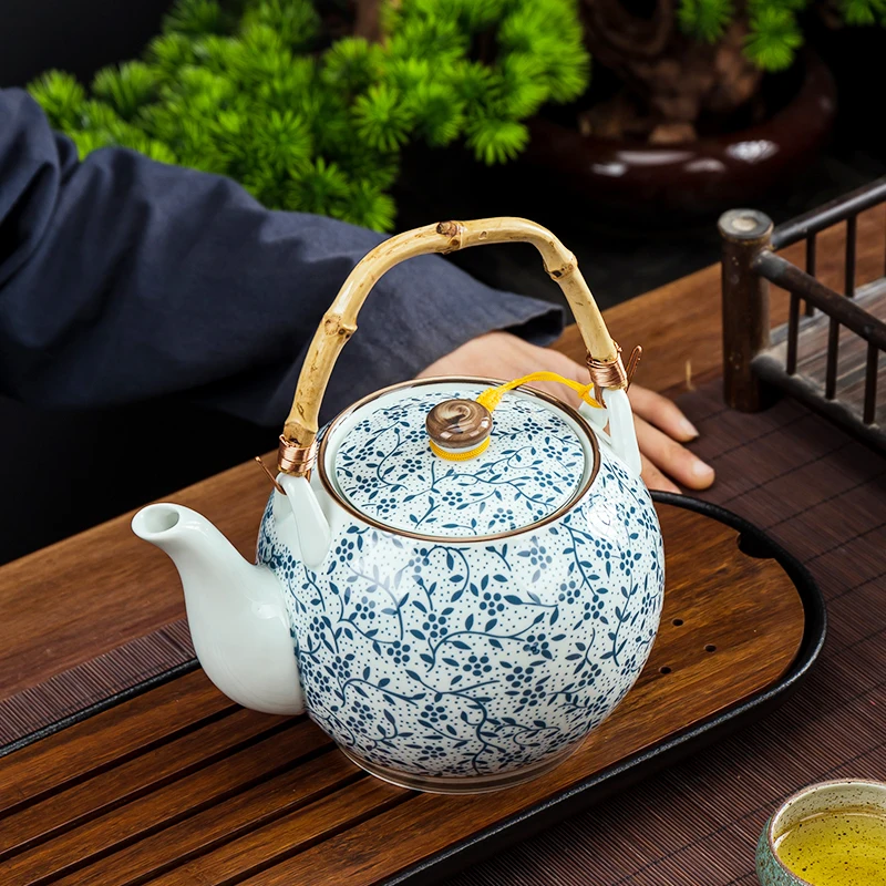 Traditional Chinese style old-fashioned household lifting beam pot retro ceramic tea kettle