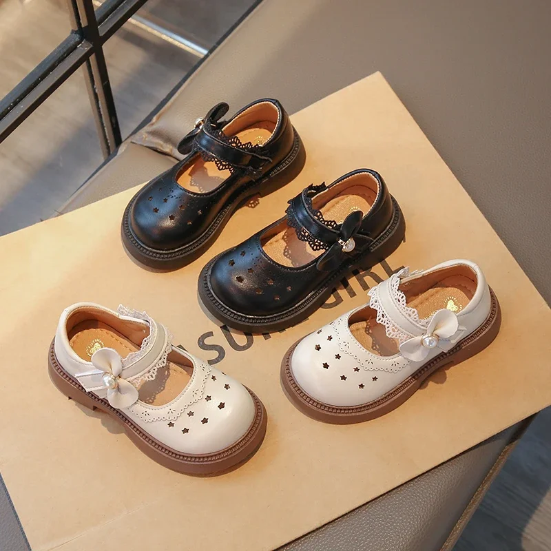 

Kids Leather Shoes Hollowed-out Stars Girls Flats Round Toes Non-slip 2025 New Children Princess Shoes Lace Bows Sweet Pearls