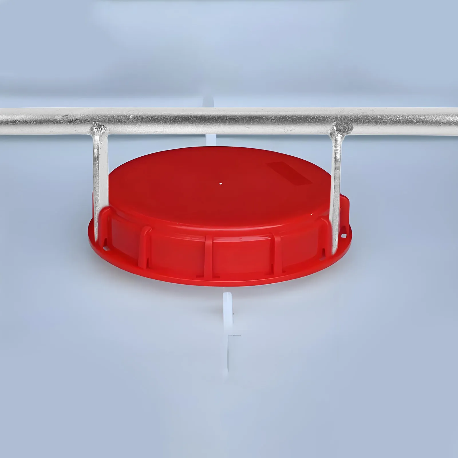 

Ergonomic Drum Opener Tool Heavy Duty Iron Bung Cap Wrench for Paint Buckets Barrels Tons Containers Valve Operation Cap