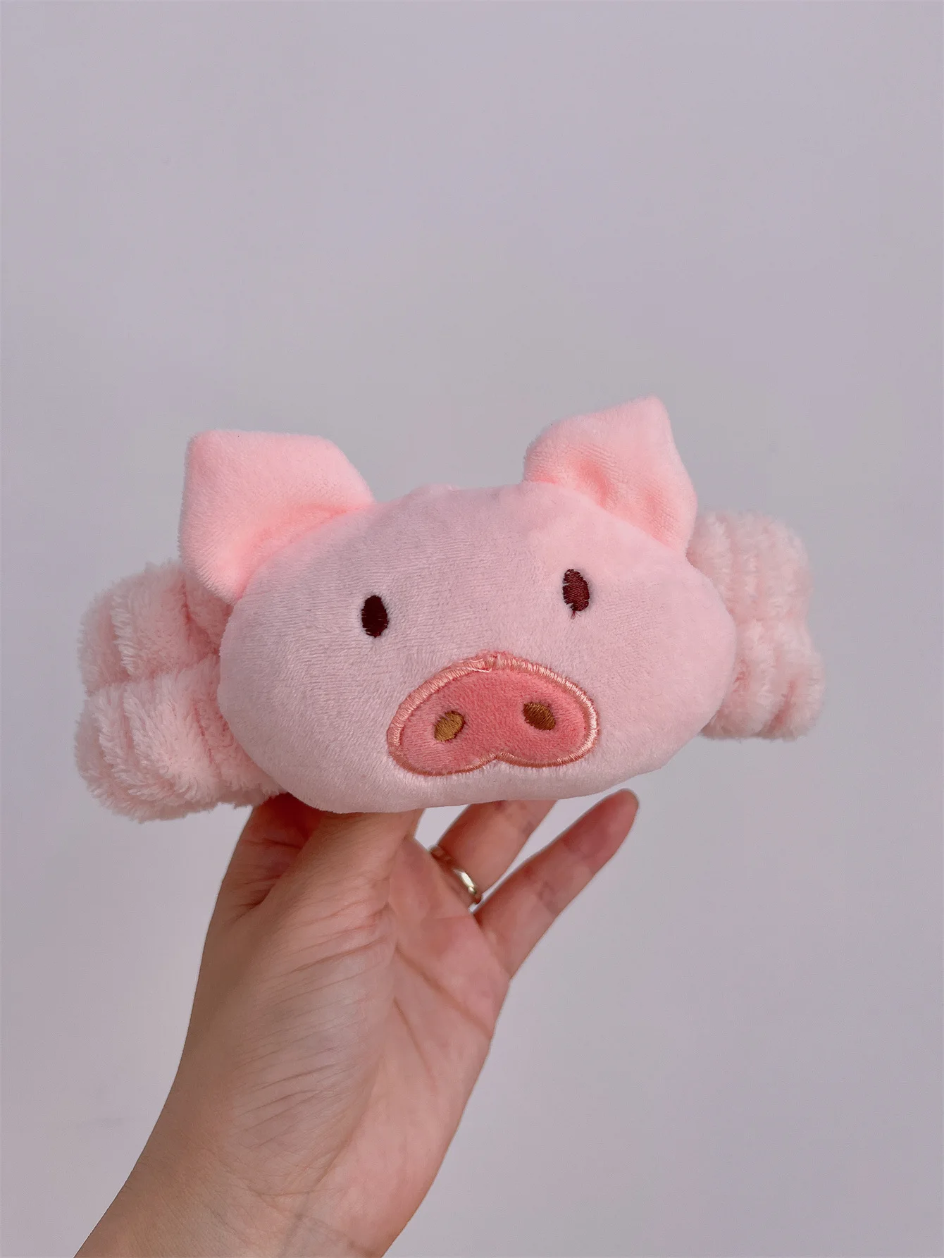 Big Cute Plush Pig Head Hair Band Fluffy Face Washing Hair Decoration Pink Pig Headband