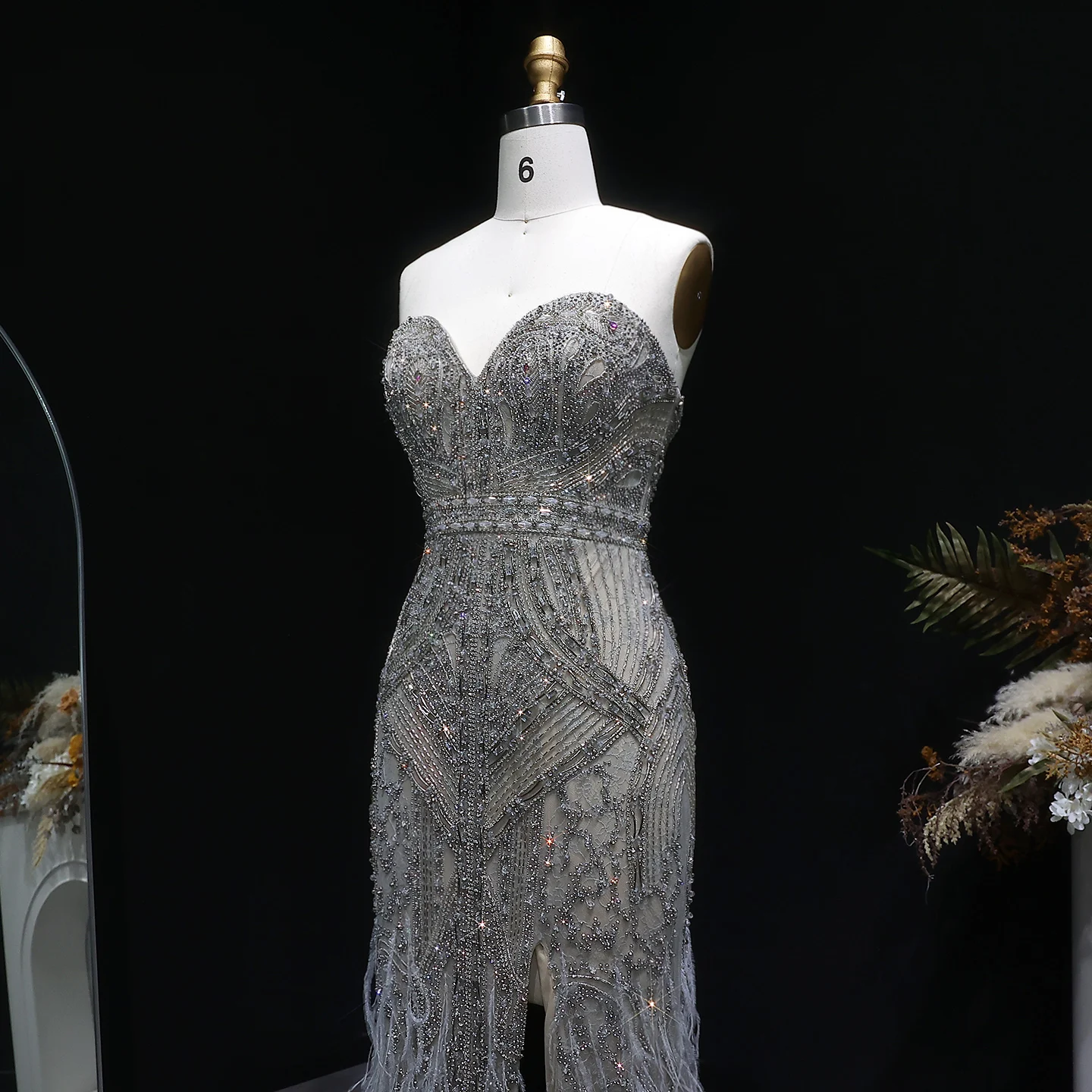 Sharon Said Luxuriöse Perlenbesetzte Meerjungfrauen-Abendkleider mit Federn, Herzausschnitt, hohem Schlitz, Damen-Abendkleider SS791, maßgeschneidert – Detail 7
