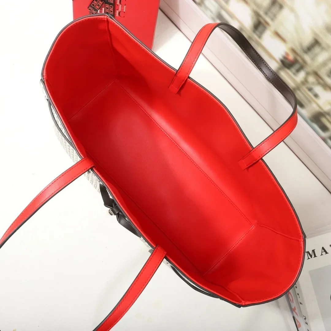 2025 유행하는 디자이너 파리 패션 크로스바디 핸드백 독특한 문자 로고로 트렌디한 여성용