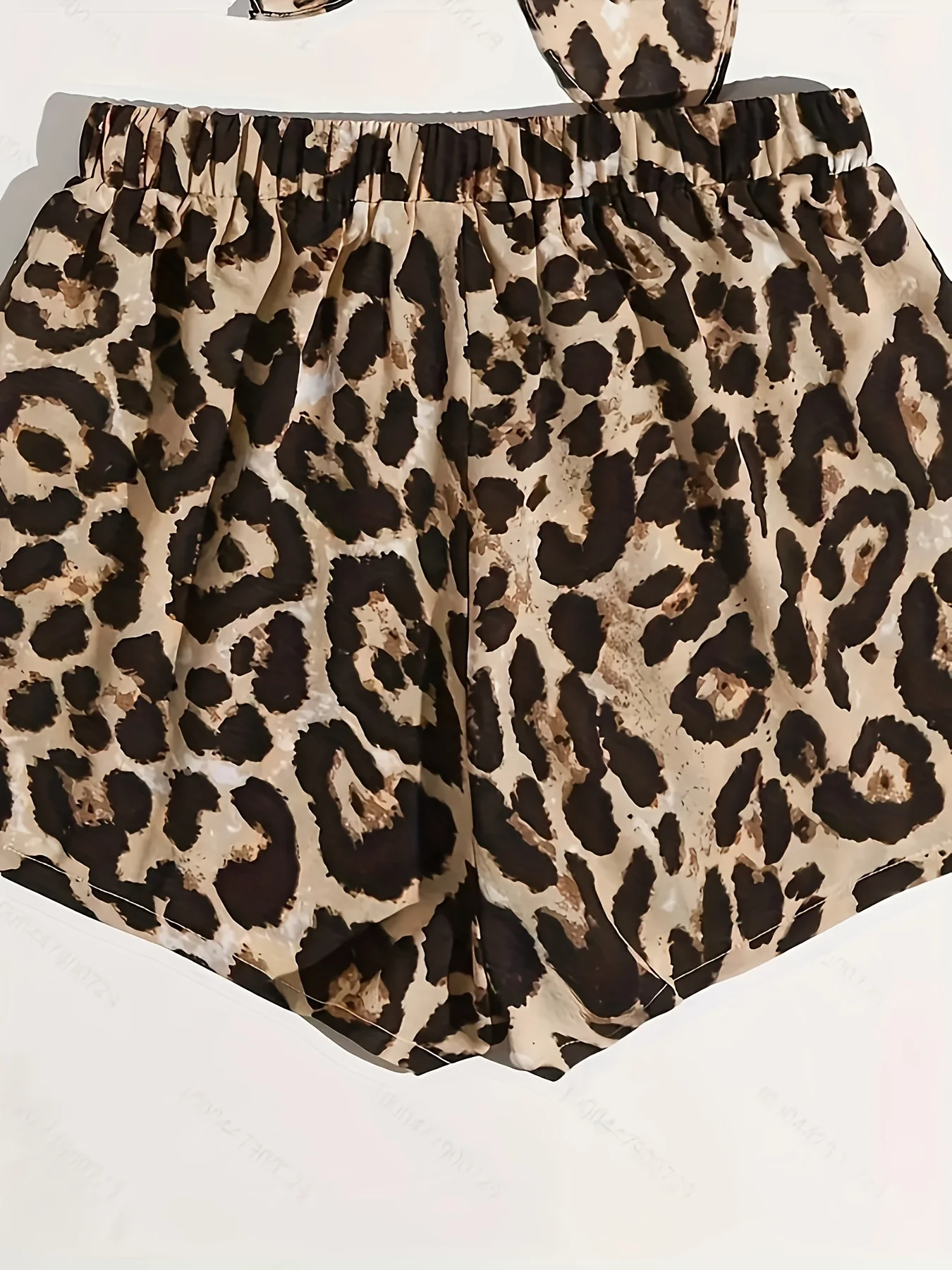 1 Set Leopardenmuster Sommer Sexy Damen-Set, Modisches Sexy Trägerloses Top und Bequeme Shorts, Angenehmer Stoff. – Detail 5
