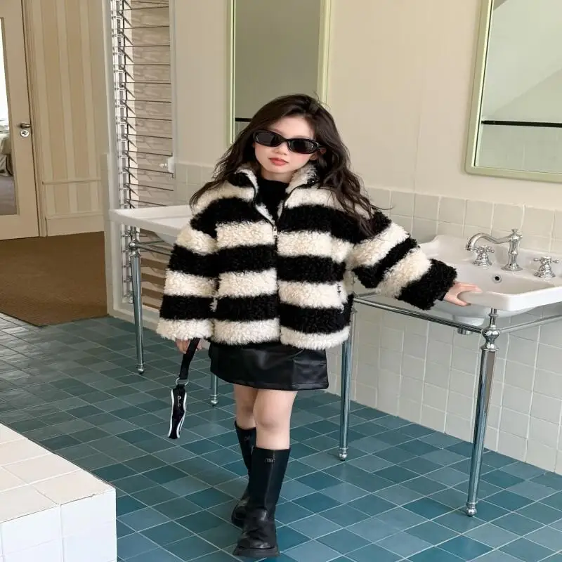 

Casual Warm Kids Coat 2025 Winter New Striped Loose Cotton Padded Faux Fur Fashion Collar Fluffy Jacket Outerwear For Girls
