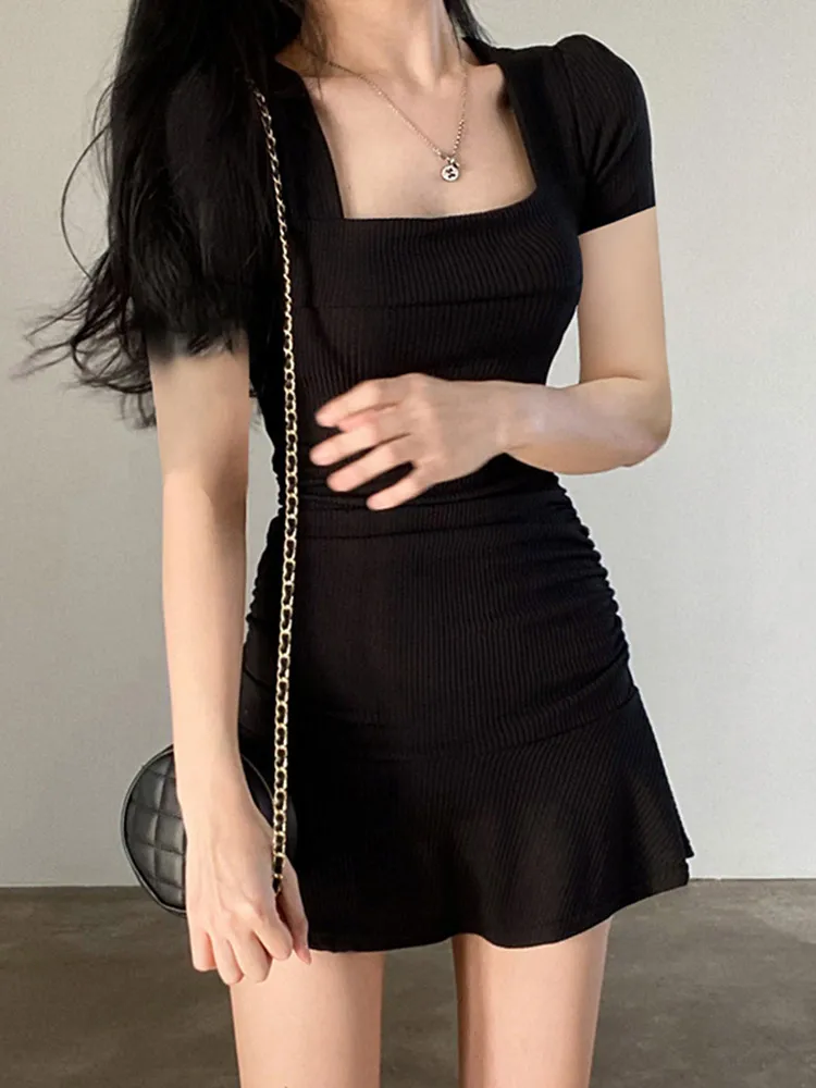 

Women's Monochromatic Ribbed Square Collar Dress Short Sleeve Ruffles Patchwork Mini Dresses Casual Black Korean Fashion Style