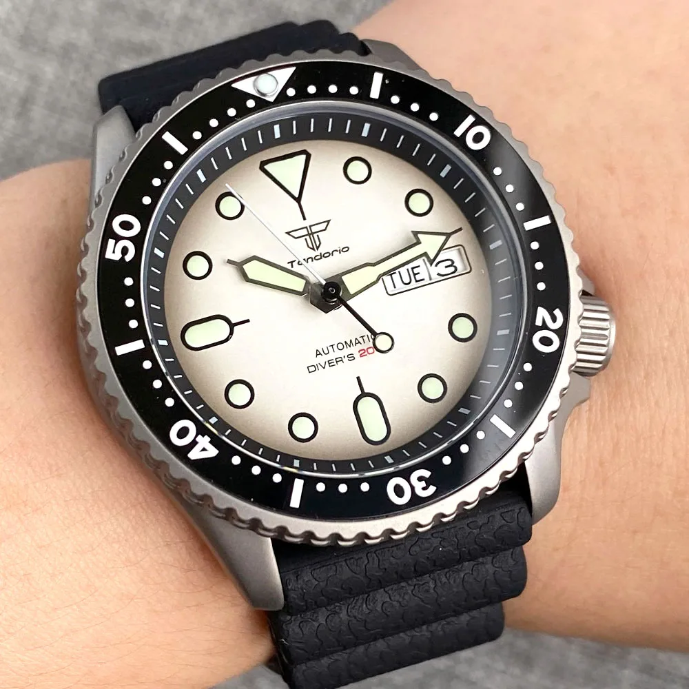 SKX Tandorio Diver Steel Selfwinding Watch Men NH36 Movt 3.8 Crown 120 Clicks Bezel White Dial Green Lume Steel Bracelet