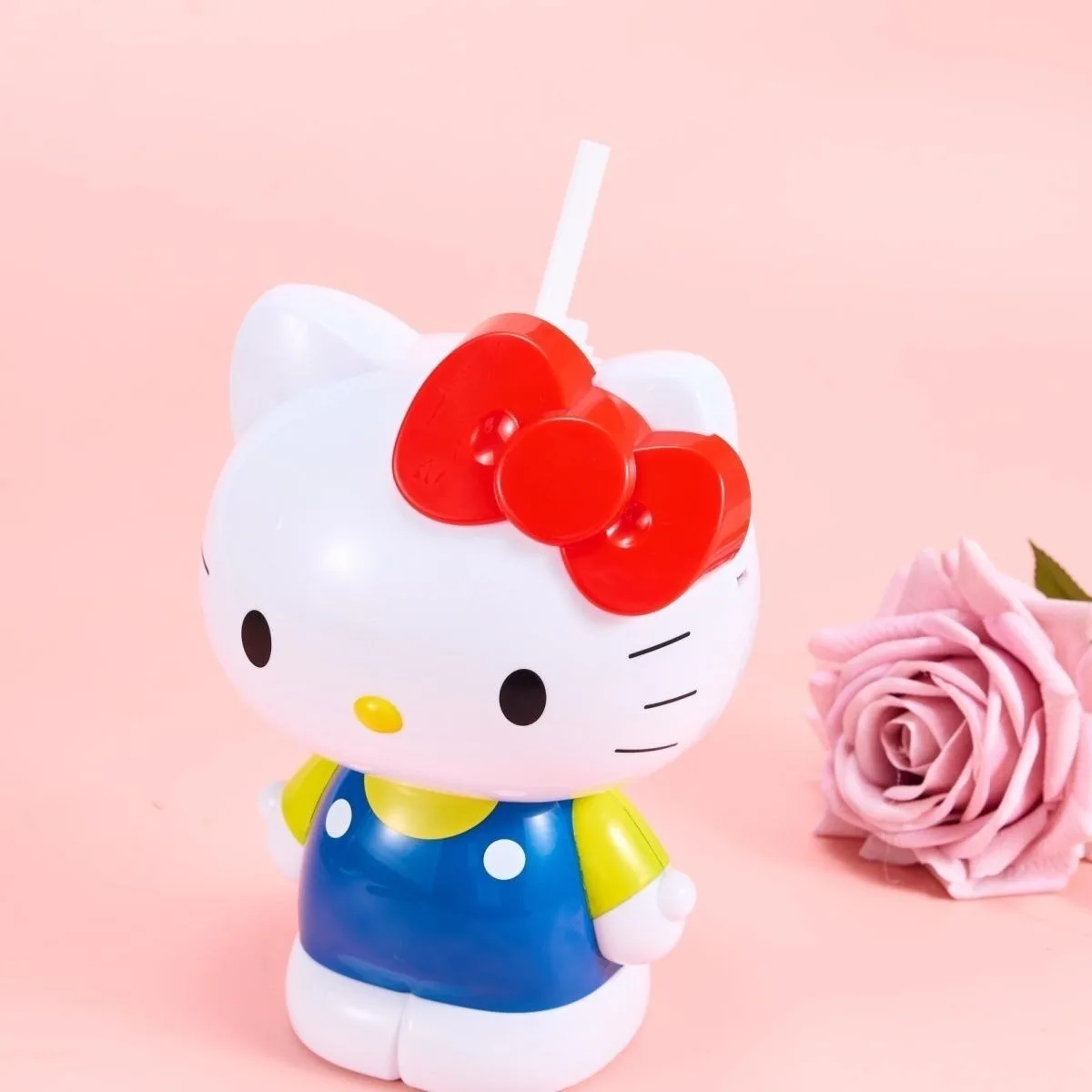 Cute Hello Cute Kitty 3d Strap Bottle 900ml Removable Strainer Cup Brush Food Grade Anime Kawaii for Travel Daily Water CupGifts view 3