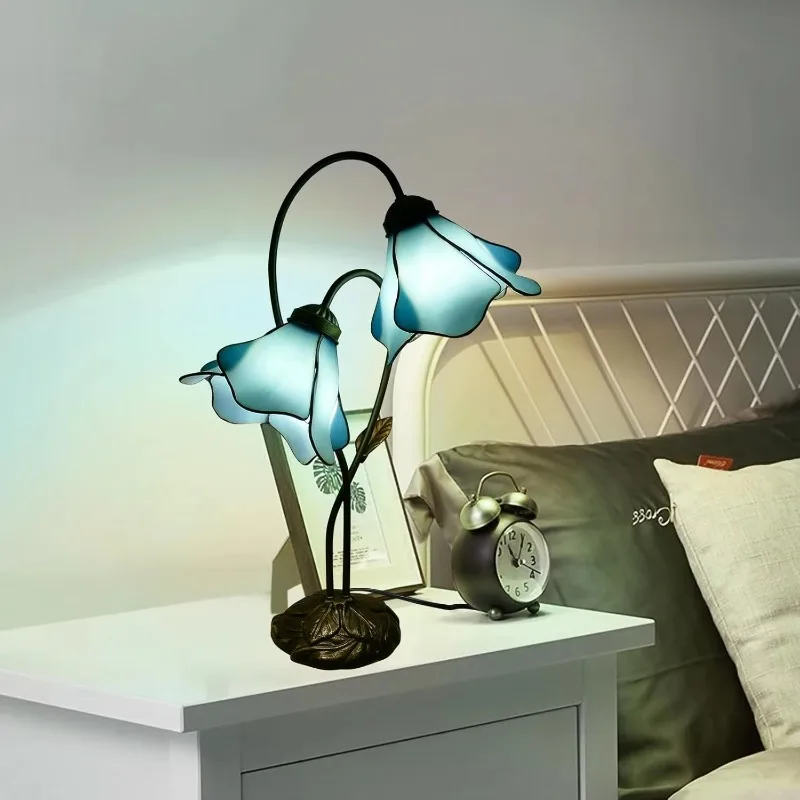 Stained glass lamp, Tiffany style lily desk lamp, modern European design with dome lampshade bedside table, desk lamp learning