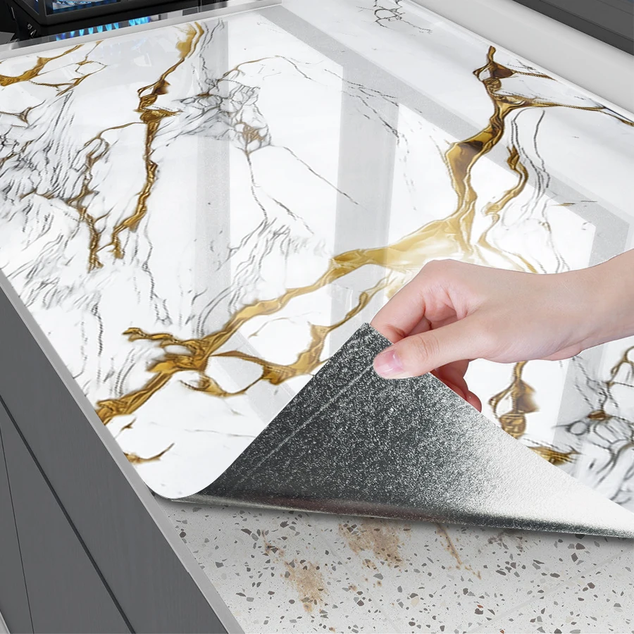 A Roll of Thickened Gilt Marble Pattern Self-Adhesive Wallpapers Are Waterproof, Oil-Resistant and Easy to Clean, Suitable for Living Room, Bedroom, Bathroom and Staircase Wall Decoration