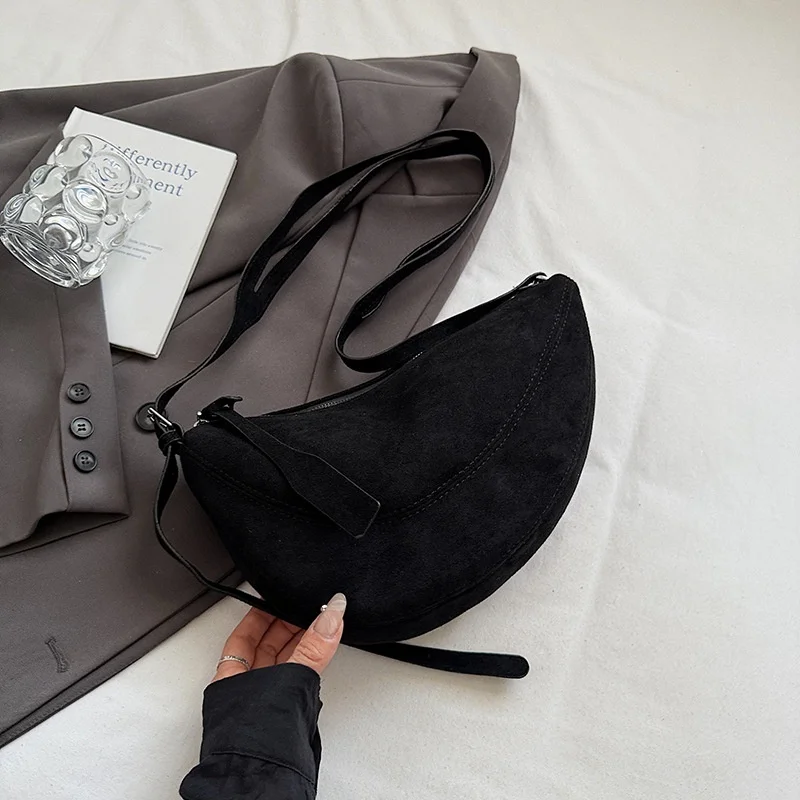 

2026, новая простая и повседневная однотонная нейлоновая женская сумка для пельменей большой вместимости, сумка через плечо для путешествий и поездок на работу