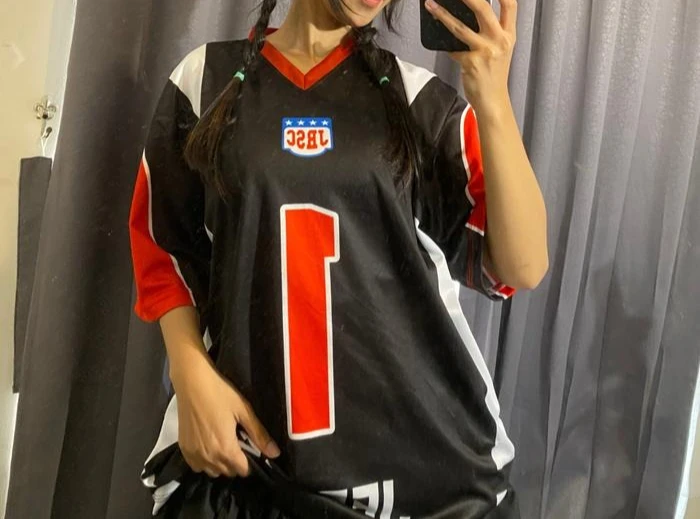 

Women's V-Neck Sporty Jersey Y2K T-Shirt Fashion Casual Stripe 1 Number Summer Casual Wear Sports loose comfortable T-shirt Tops