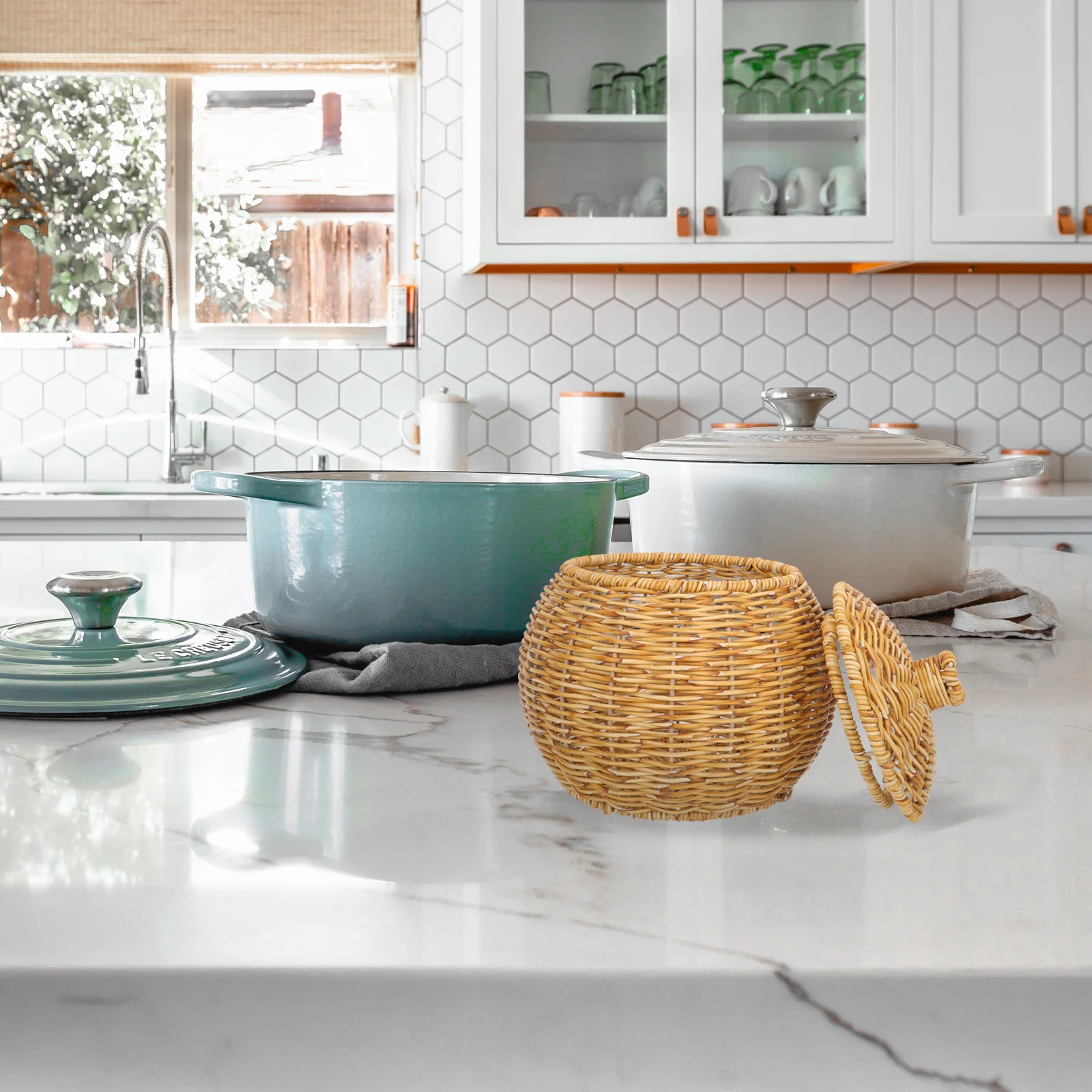 

Storage Basket with Lid Round Woven Egg Holder Practical Household Fruit Basket Desktop Organizer Household Egg Holder