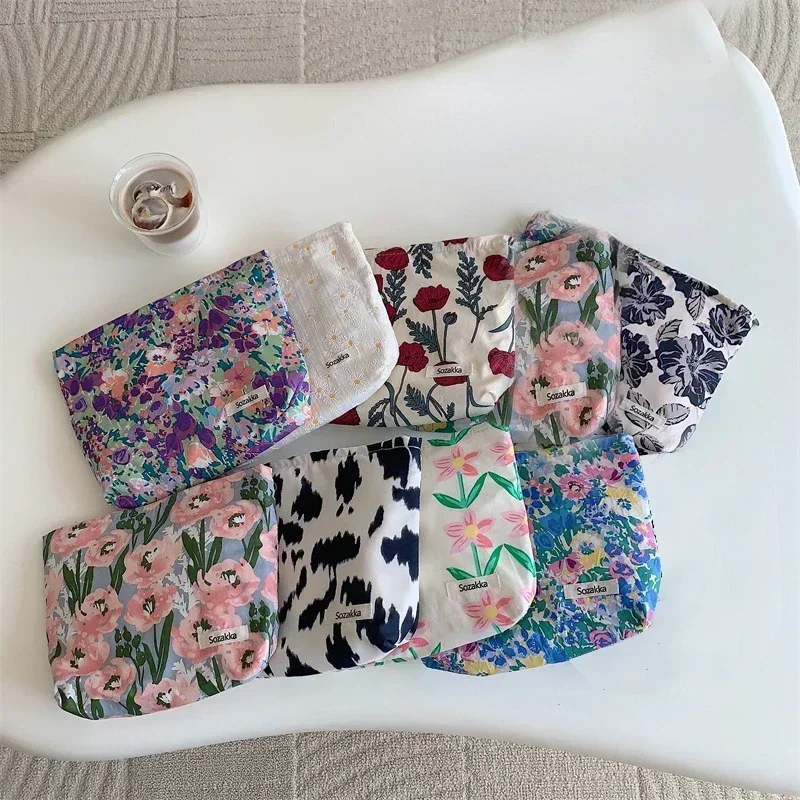 Bolsa de maquillaje con cremallera Floral coreana para mujer, bolso de cosméticos, monedero de viaje, estuche de aseo, bolsa de lavado, organizador de viaje