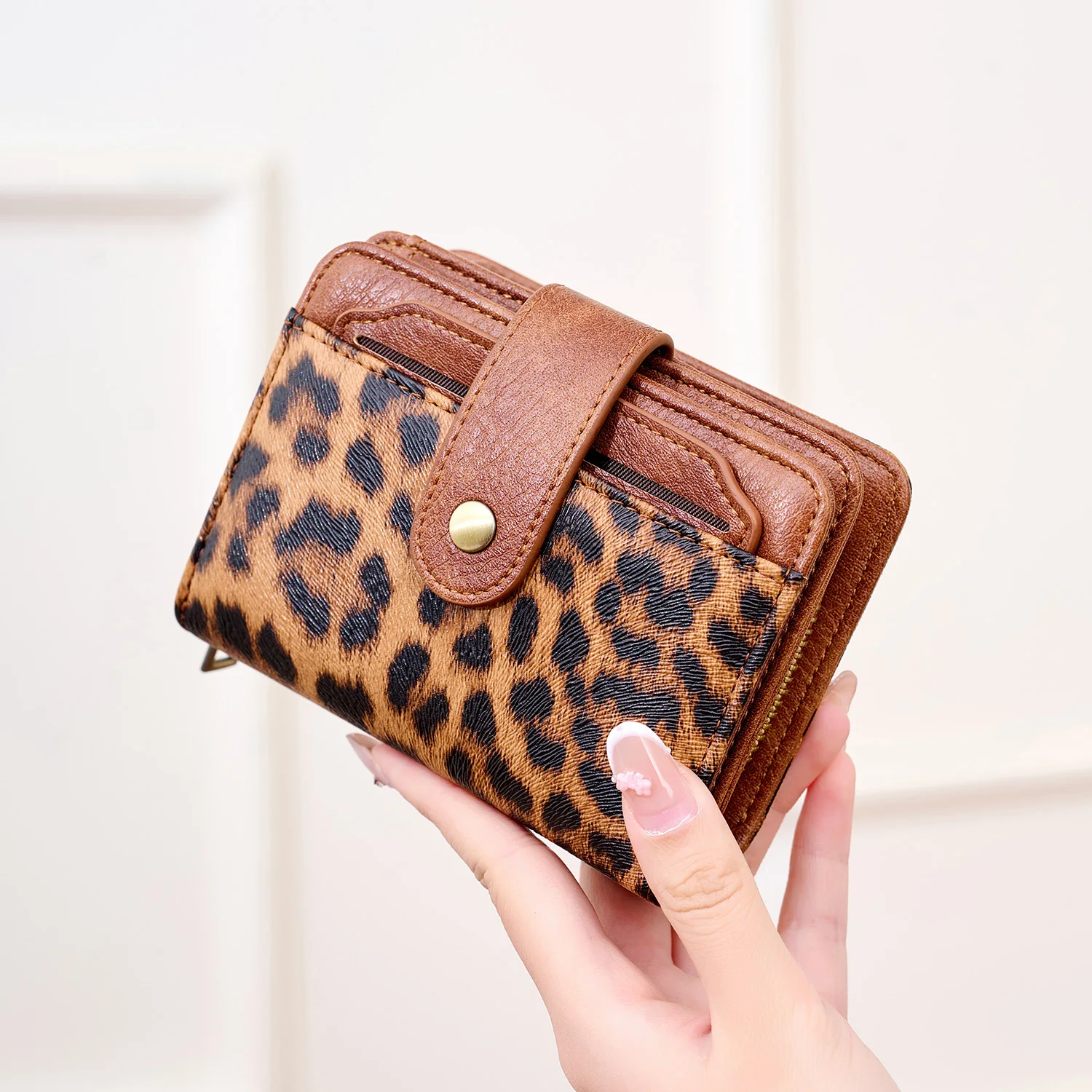 MIYIN Women's Fashion Zipper Card Holder Multifunctional Portable Large Capacity 16 Card Slots Coin Purse Perfect Gift for Women