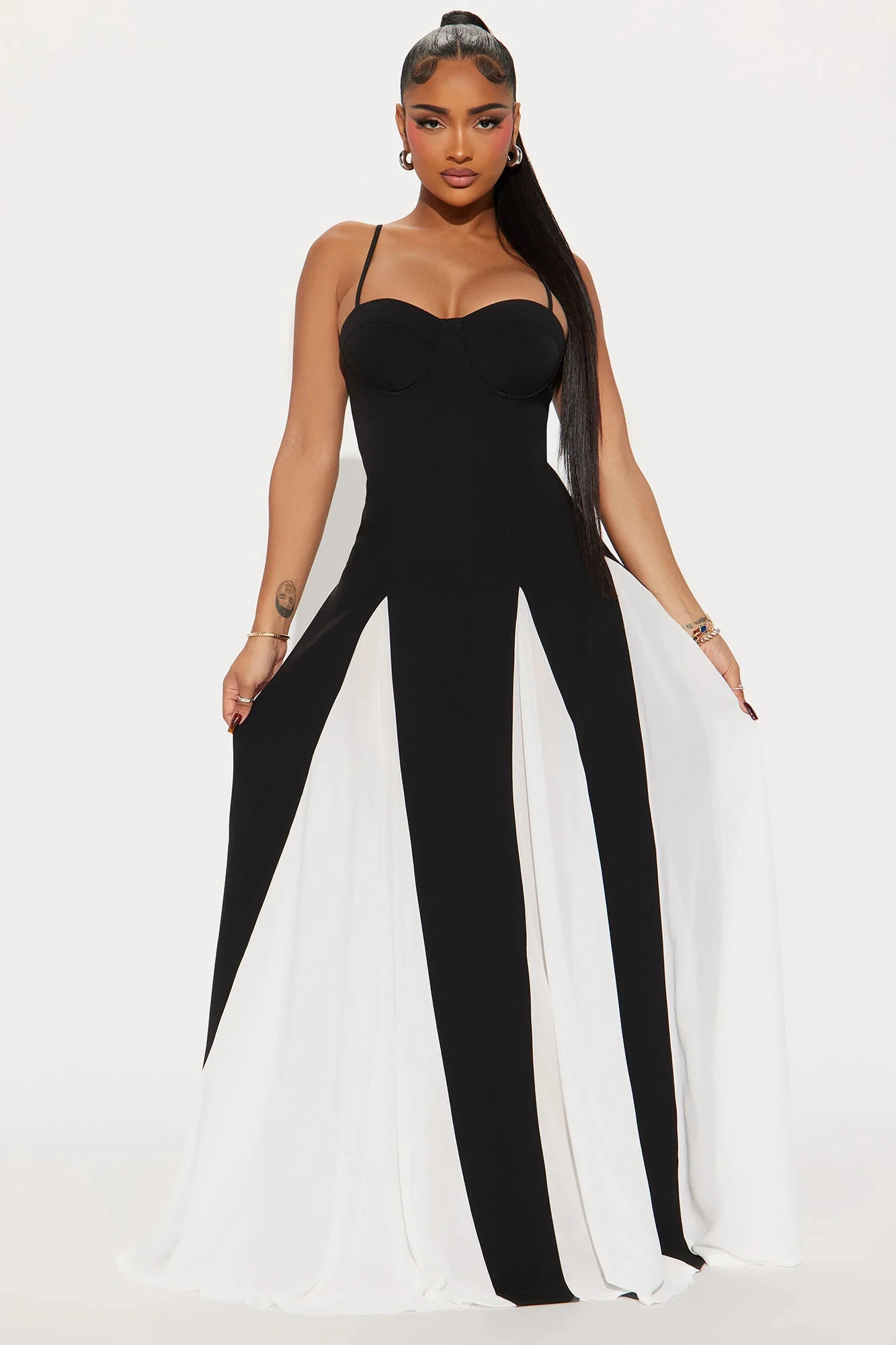 

Fashion Contrast Women's V-neck Sling Long Dress For Women Elegant Pleated Backless Sleveless Maxi Dress Lady Evening Vestidos