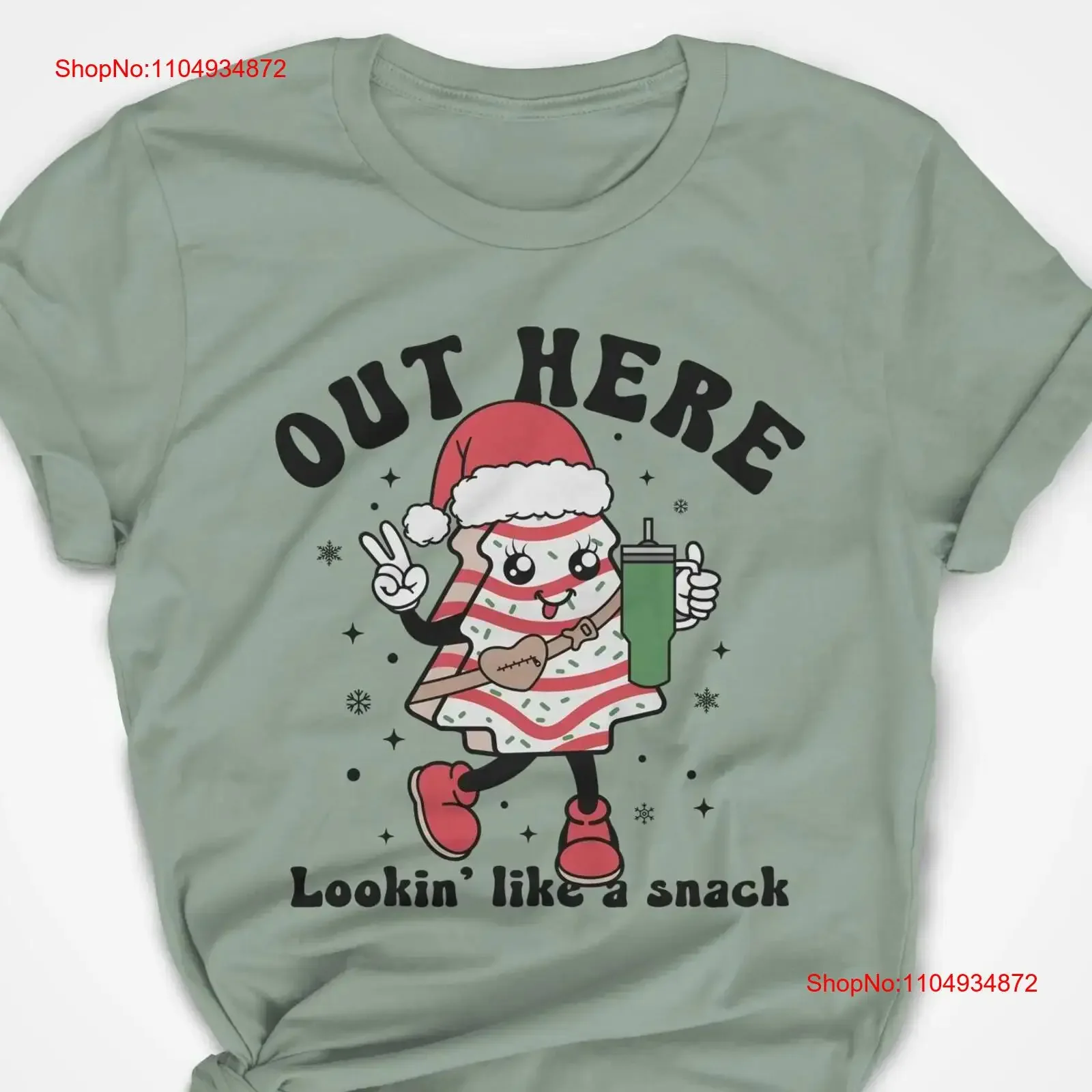 Out Here Looking Like A Snack camiseta divertida Navidad lindo galleta pastel glaseado vintage lavado cómodo ligeramente