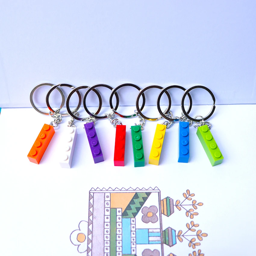 Bricks 2x2 2x3 2x4 2x6 1x4 1x6 Key Chain Building Block Toy For Children Christmas Gift Keychain 14 Colors 3010 3009 3003 3001